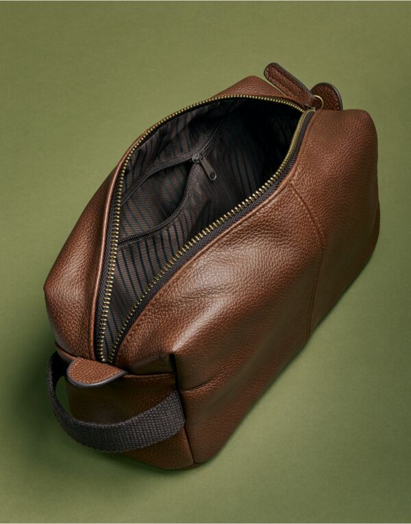 Quadra NuHide® Washbag